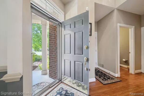 Northville, MI 48168,44843 Broadmoor S Circle
