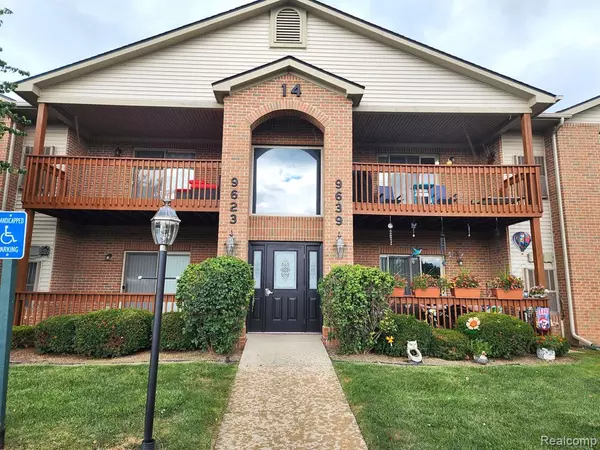 9639 WILDFLOWER Court, Van Buren, MI 48111