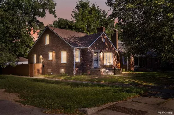 Detroit, MI 48219,17420 Edinborough Road