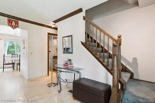 Canton, MI 48187,45900 Gainsborough Drive