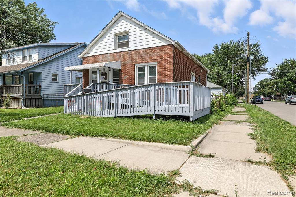 1106 Lafayette Boulevard, Lincoln Park, MI 48146