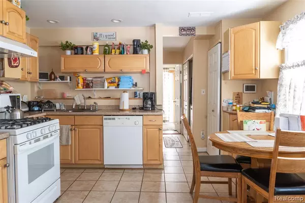 Melvindale, MI,19130 Wall Street