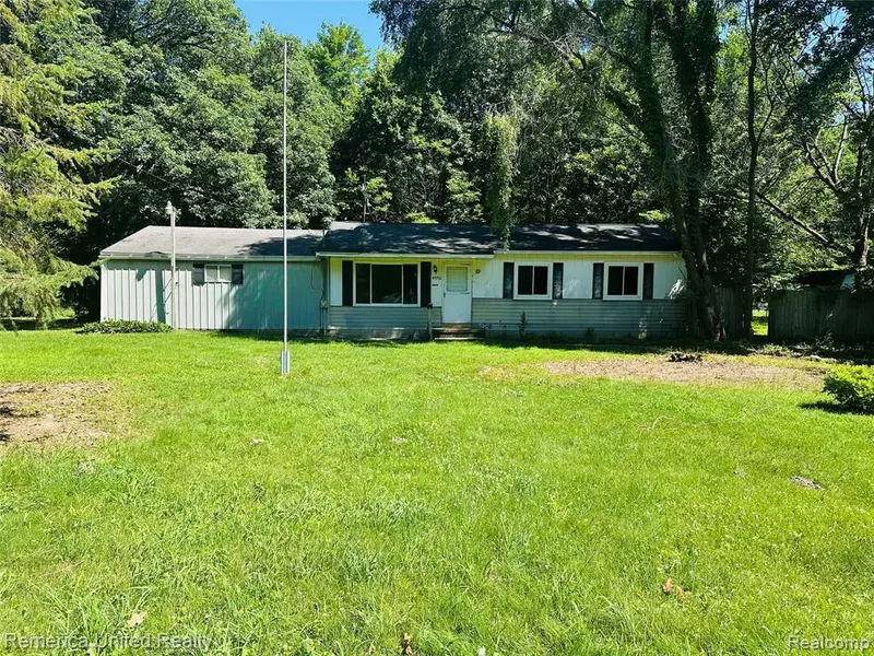4550 W Allen Road, Howell, MI 48855