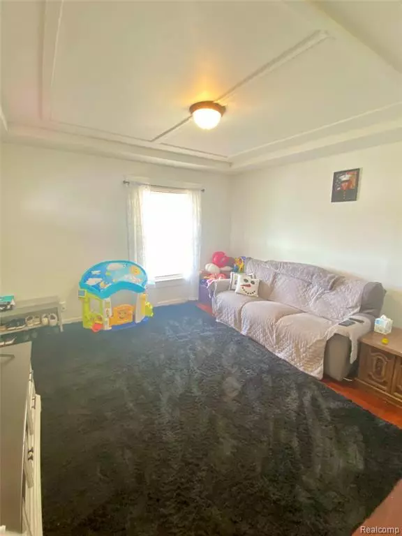 Imlay City, MI 48444,160 W 4th Street