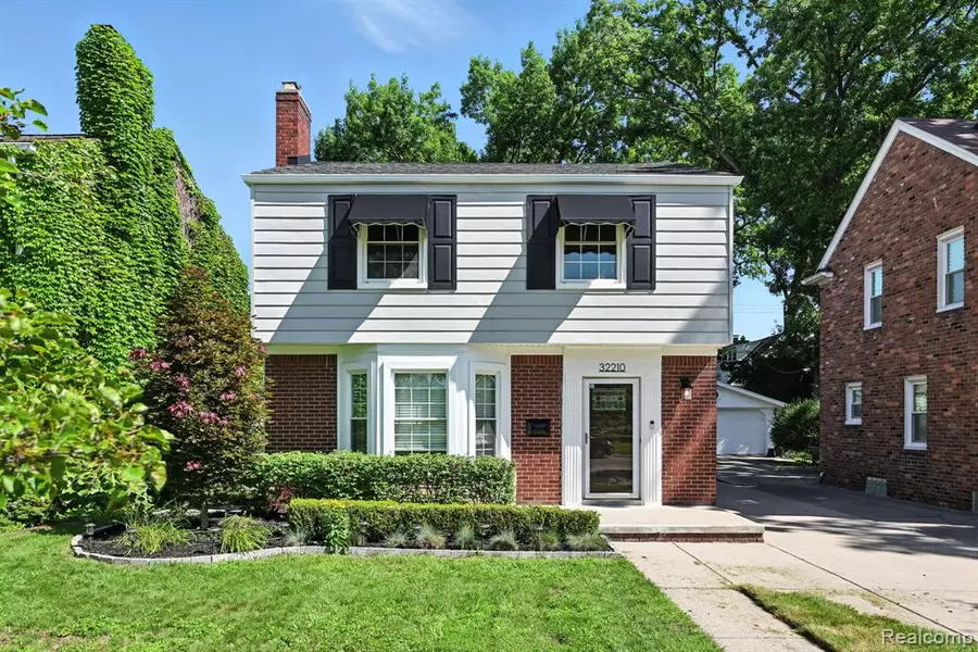 32210 W Chicago Street, Livonia, MI 48150