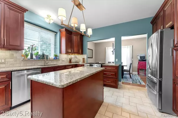 Riverview, MI 48193,15712 Meadows Drive