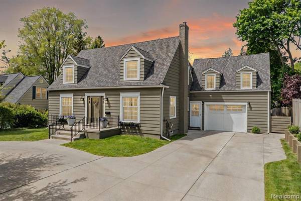 Birmingham, MI 48009,950 W LINCOLN Street
