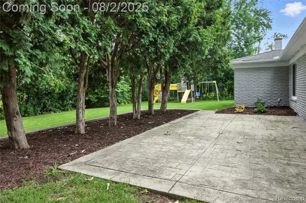 Troy, MI 48084,3770 Eastbourne Drive