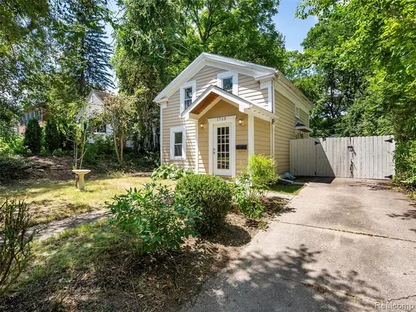 Ann Arbor, MI 48105,1713 Pontiac Trail