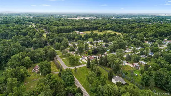 Romulus, MI 48174,39357 Wade Road