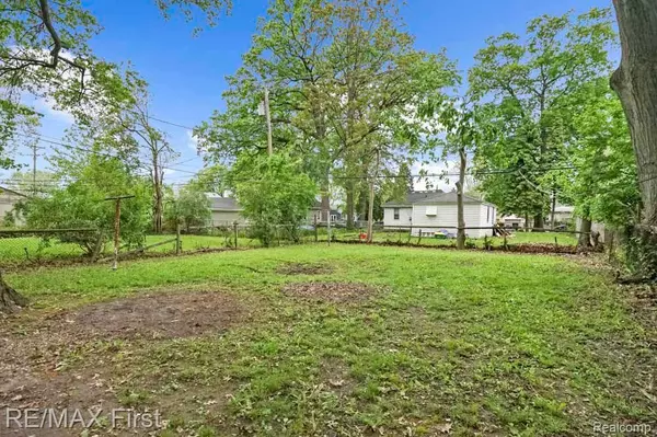 Ferndale, MI 48220,1631 CHANNING Street
