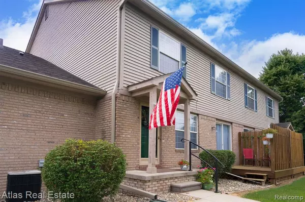 Holly, MI 48442,1218 Bay Court