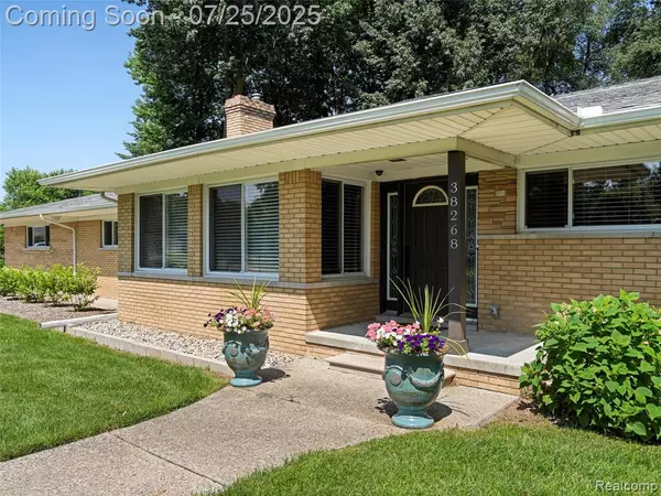 Clinton Twp, MI 48036,38268 E Horseshoe Drive