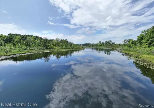 Commerce Twp, MI 48390,530 W Oakley Park Road