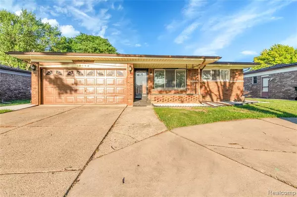 Sterling Heights, MI 48312,35442 Sunset Drive