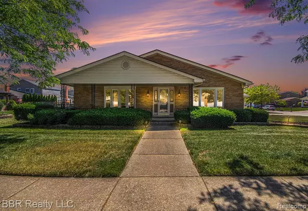 Riverview, MI 48193,15810 Cumberland Street
