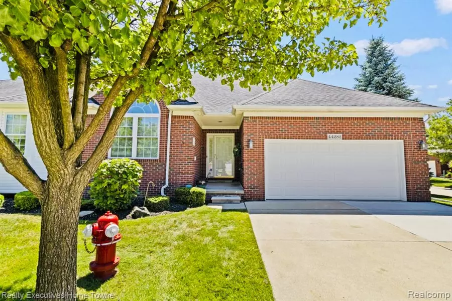 44282 Saturn Drive, Sterling Heights, MI 48314