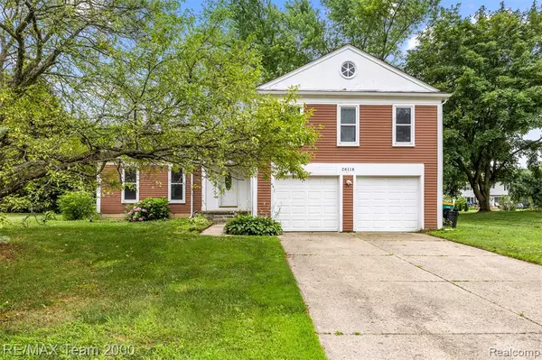 28118 Gettysburg Street, Farmington Hills, MI 48331