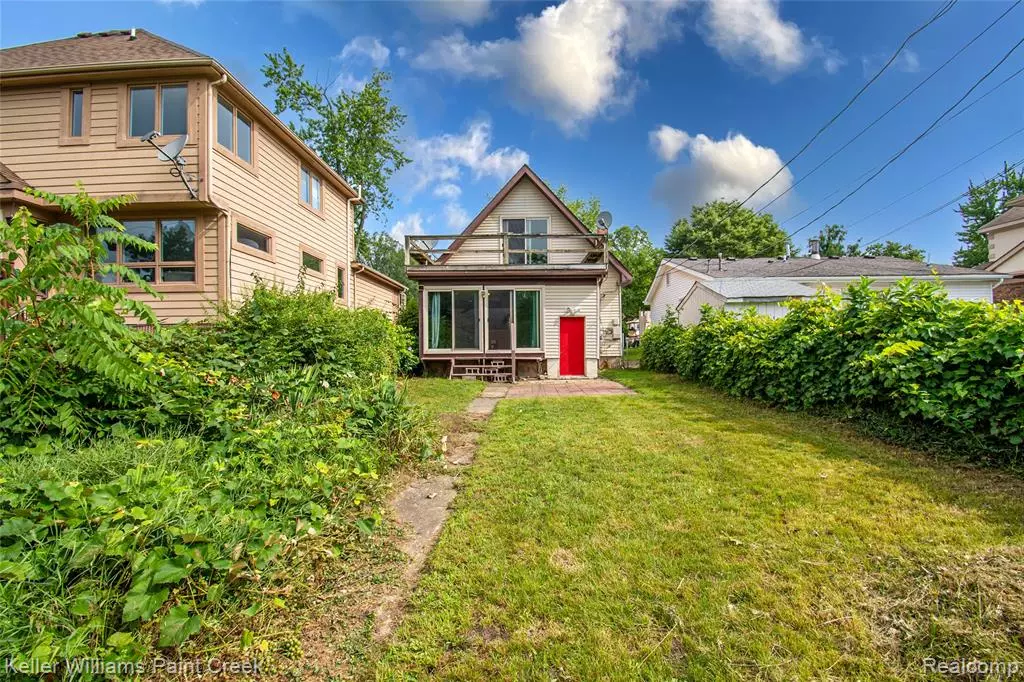 West Bloomfield, MI 48324,6903 Dandison Boulevard