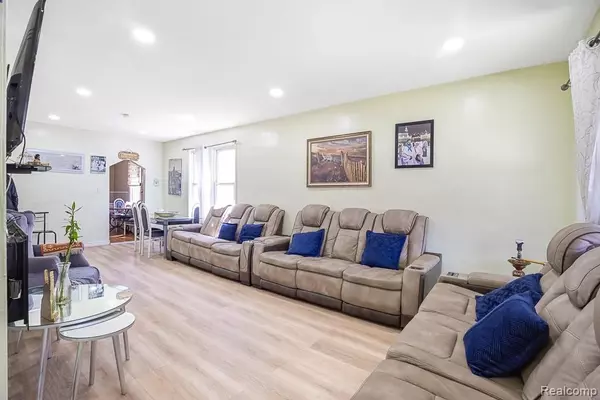 Dearborn, MI 48126,5424 Bingham Street
