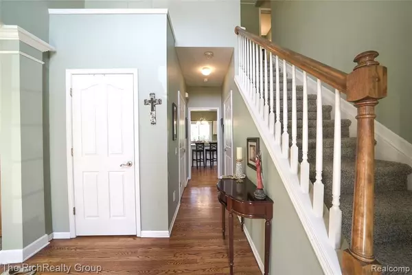 Canton, MI 48188,1747 Bentley Court