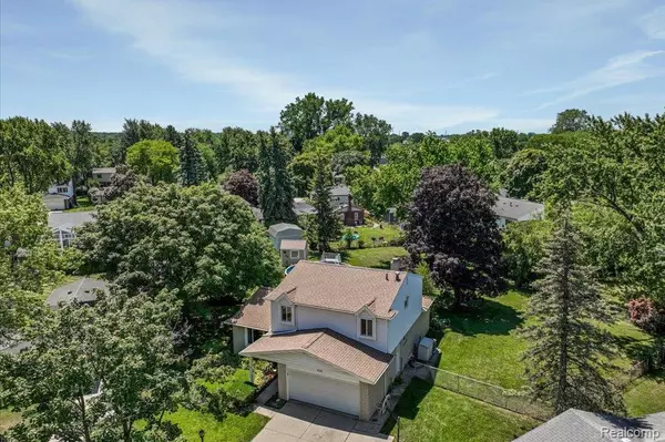 Plymouth, MI 48170,9215 Westbury Avenue