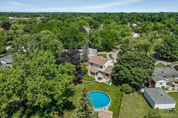 Plymouth, MI 48170,9215 Westbury Avenue