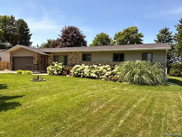 3464 S Bradleyville Road, Vassar, MI 48768
