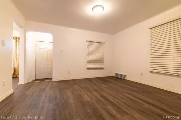 Detroit, MI 48228,9012 PIERSON Street