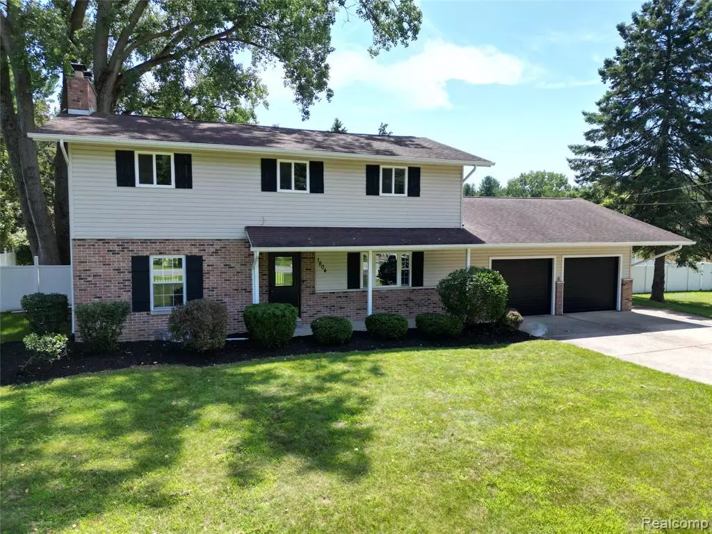 Birch Run, MI 48415,1804 Curtis Road