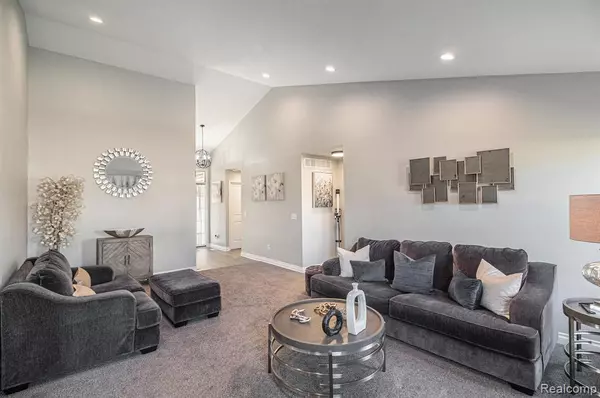 Romulus, MI 48174,31628 Augusta Drive