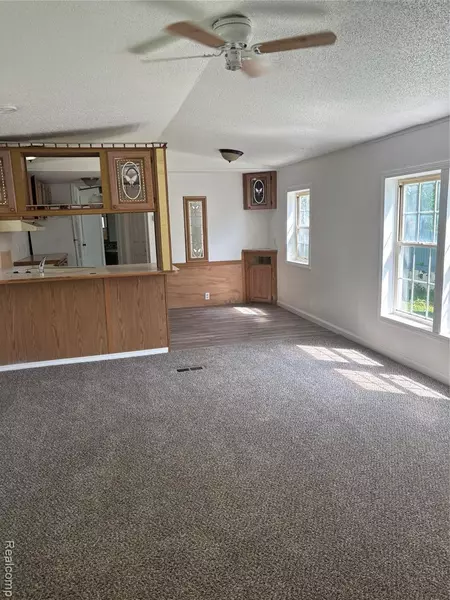 4403 Davison Rd Lot10, Burton, MI 48509