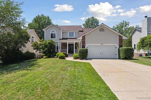 575 Thornehill Trail, Oxford, MI 48371