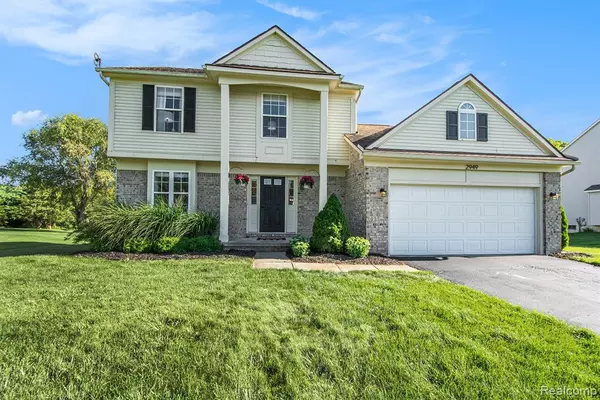 2949 Saddlebrook Court, Pinckney, MI 48169