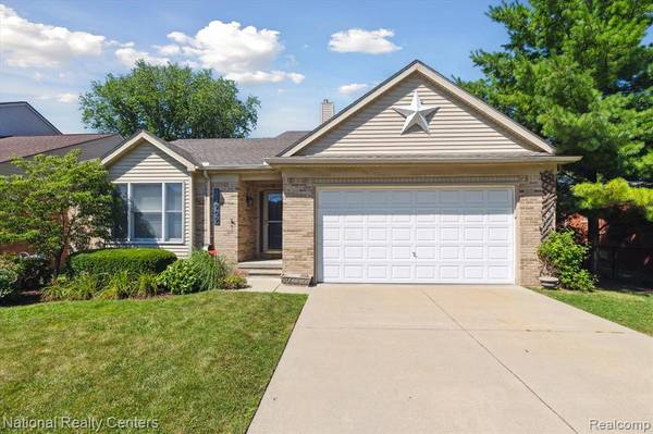 21909 Stephens Street, Saint Clair Shores, MI 48080