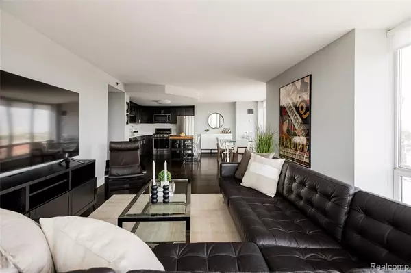 Detroit, MI 48207,250 E Harbortown Drive