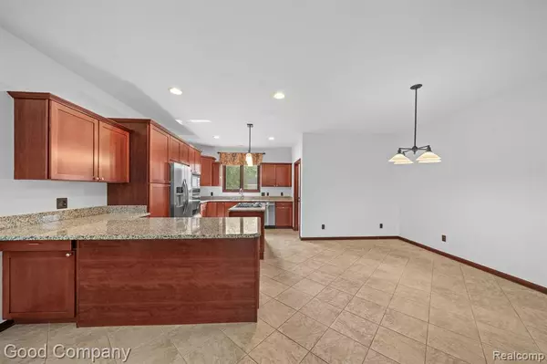 Rochester Hills, MI 48307,208 Cloverport Avenue