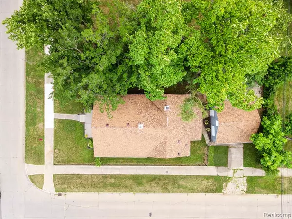 Ferndale, MI 48220,20885 Westview Avenue