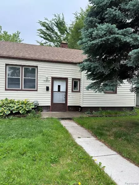 22417 Beechwood Avenue, Eastpointe, MI 48021