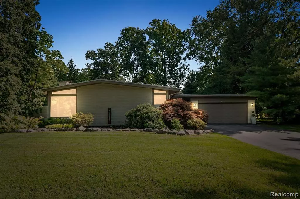 Birmingham, MI 48009,921 Arden Lane