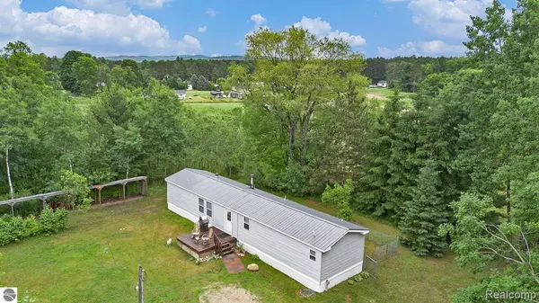 Mesick, MI 49668,10694 Freeman Road