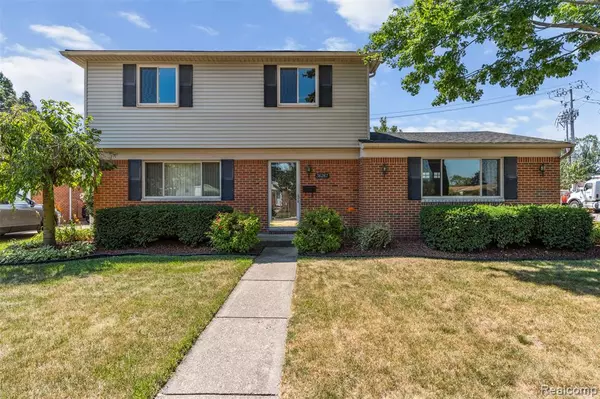 36267 Canyon Drive, Westland, MI 48186