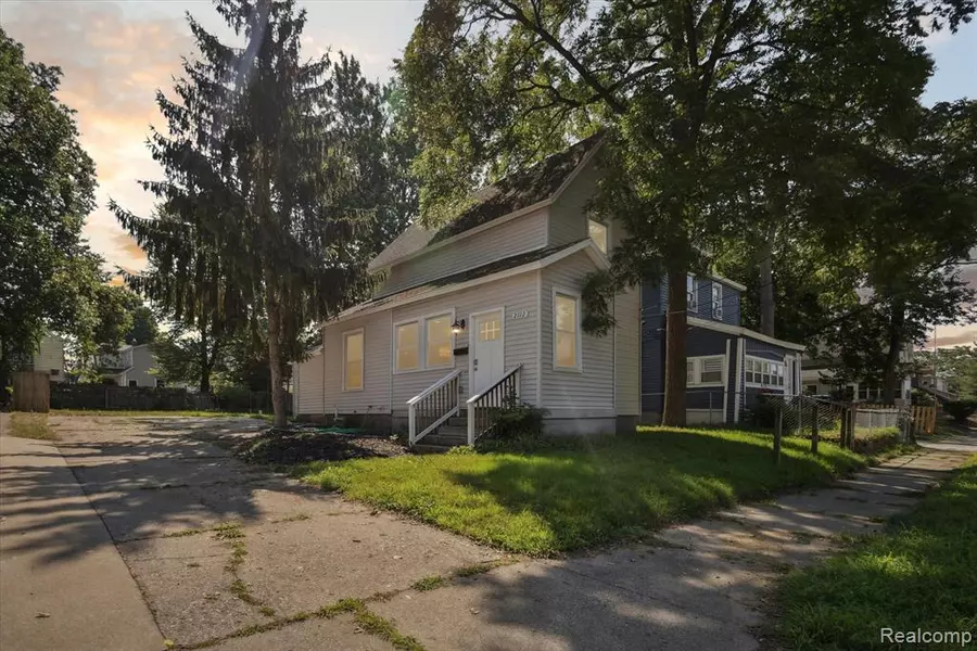 2112 Jerome SW Avenue, Grand Rapids, MI 49507