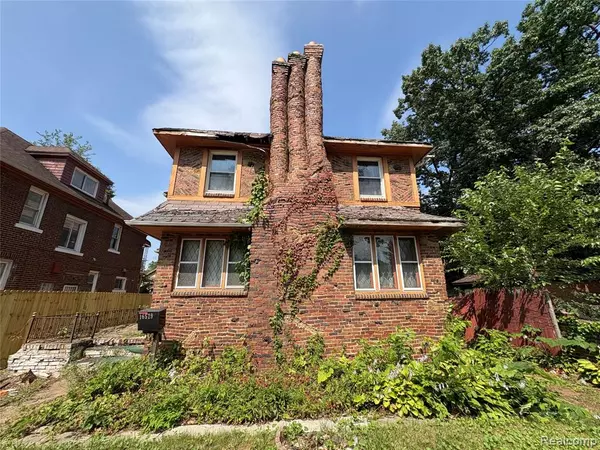 16579 Ohio Street, Detroit, MI 48221