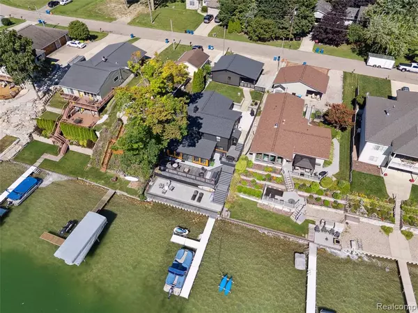 Linden, MI 48451,15139 Marl Drive