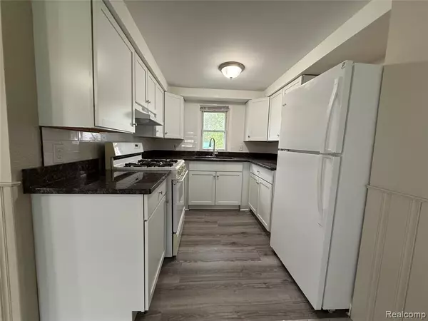 Eastpointe, MI 48021,19071 Toepfer Drive