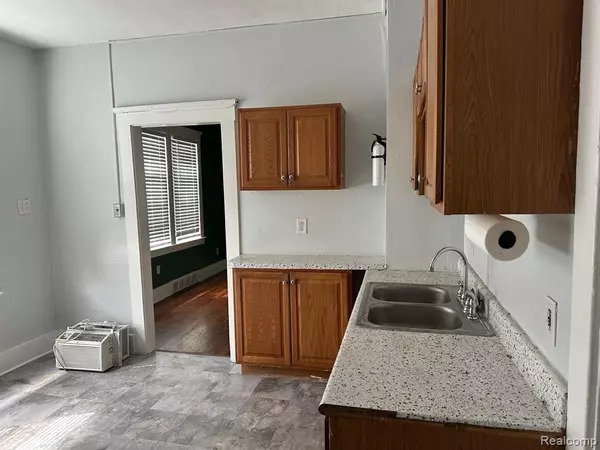 Hamtramck, MI 48212,11658 Lumpkin Street
