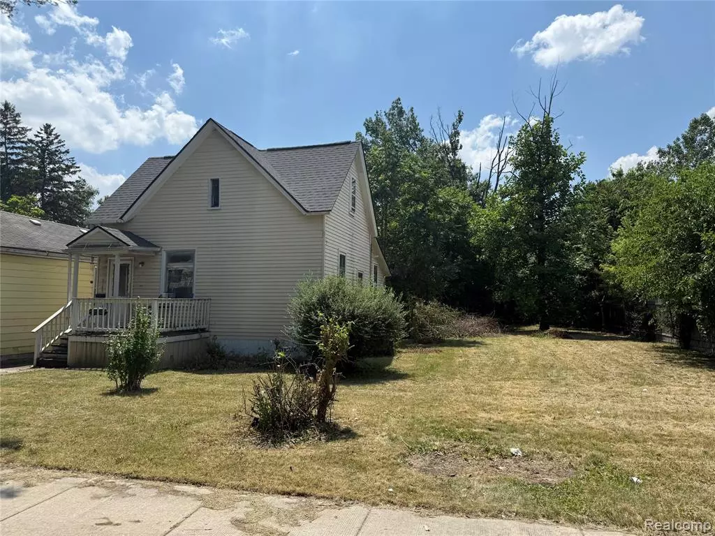 Detroit, MI 48216,2105 25th Street