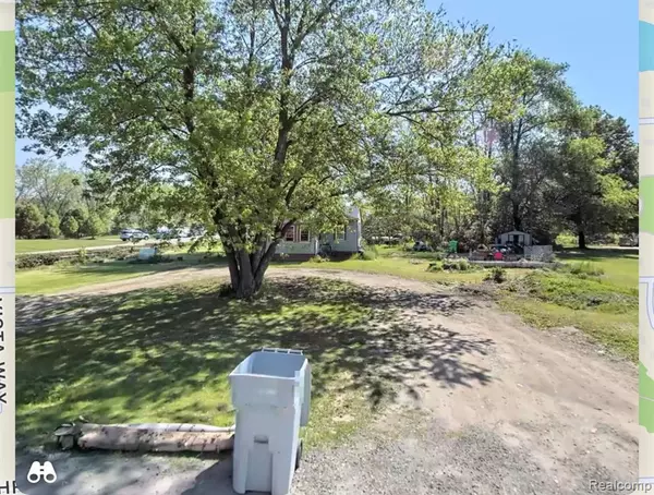 South Lyon, MI 48178,28030 Pontiac Trail Trail