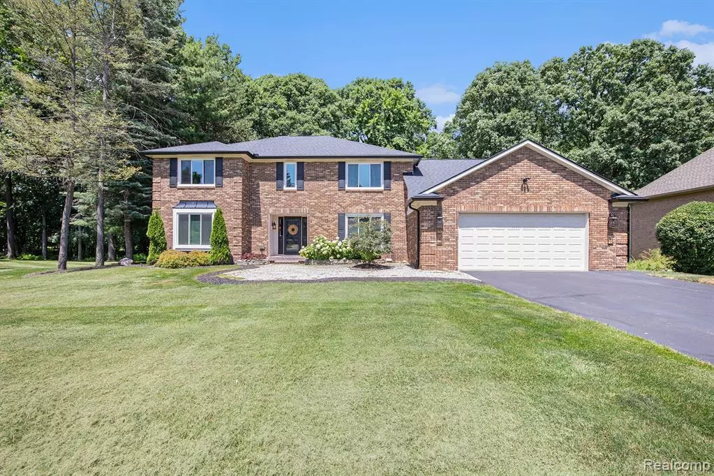 Clarkston, MI 48348,6644 Deer Ridge Drive